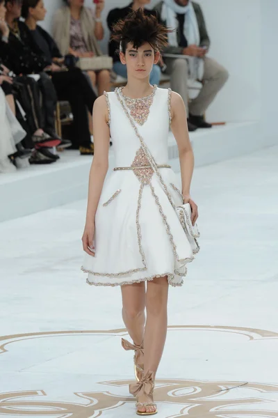 Look 53